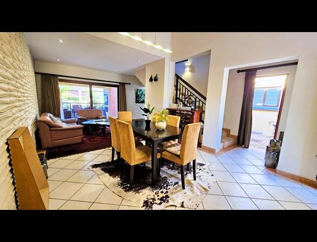 4 BEDROOM TOWNHOUSE FOR SALE IN OLYMPUS AH